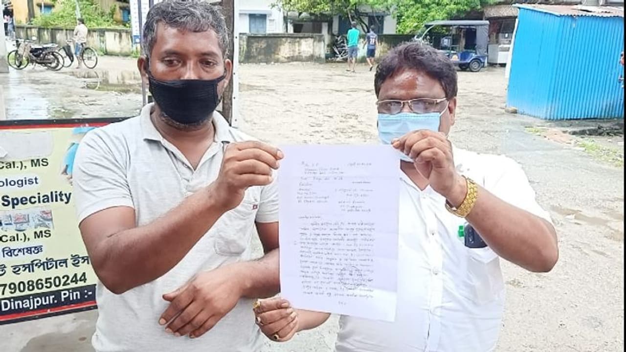 টাকার দাবিতে শ্বশুরবাড়িতে 'আটক' জামাই, ভাইকে উদ্ধার করে পুলিশের দ্বারস্থ দাদা টাকার দাবিতে শ্বশুরবাড়িতে 'আটক' জামাই, ভাইকে উদ্ধার করে পুলিশের দ্বারস্থ দাদা