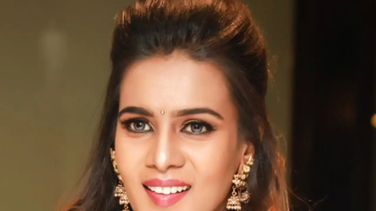 #Breaking நடிகை மீரா மிதுனுக்கு ஜாமீன் வழங்கிய நீதி மன்றம்..! எந்த வழக்கில் தெரியுமா? #Breaking நடிகை மீரா மிதுனுக்கு ஜாமீன் வழங்கிய நீதி மன்றம்..! எந்த வழக்கில் தெரியுமா?