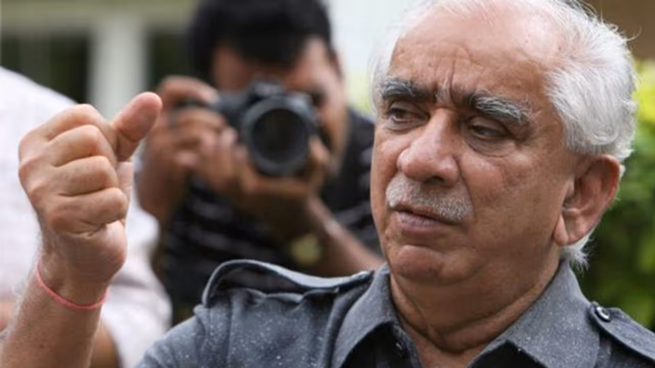 మాజీ కేంద్ర మంత్రి జస్వంత్ సింగ్ మృతి: మోడీ సంతాపం మాజీ కేంద్ర మంత్రి జస్వంత్ సింగ్ మృతి: మోడీ సంతాపం