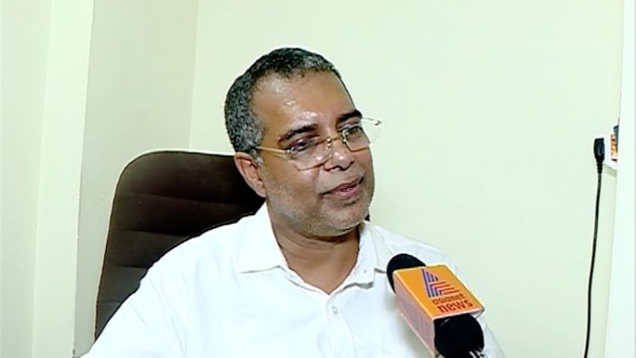 സോളാർ പീഡന കേസ്; ബിജെപി നേതാവ് അബ്ദുള്ള കുട്ടിയെ സിബിഐ ചോദ്യം ചെയ്തു സോളാർ പീഡന കേസ്; ബിജെപി നേതാവ് അബ്ദുള്ള കുട്ടിയെ സിബിഐ ചോദ്യം ചെയ്തു