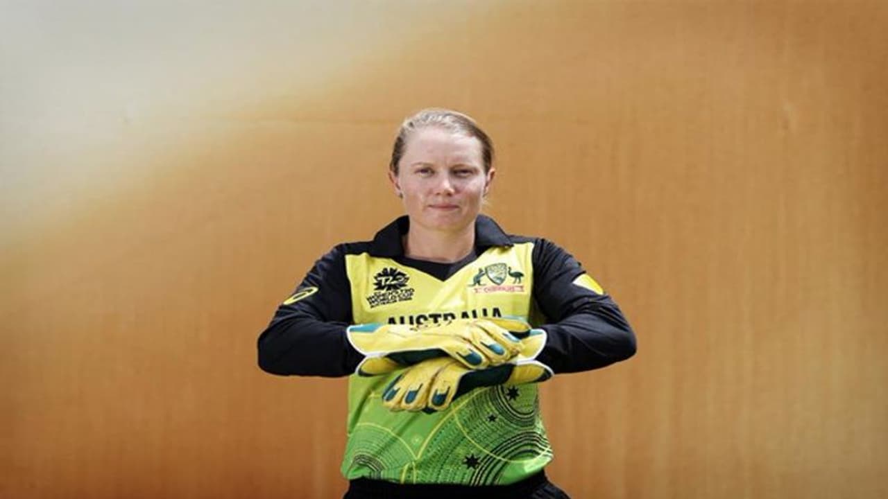 ऑस्ट्रेलियाई महिला क्रिकेटर ने तोड़ा एम.एस. धोनी का वर्ल्ड रिकॉर्ड टूटा, जानें किसका है ये कारनामा? ऑस्ट्रेलियाई महिला क्रिकेटर ने तोड़ा एम.एस. धोनी का वर्ल्ड रिकॉर्ड टूटा, जानें किसका है ये कारनामा?