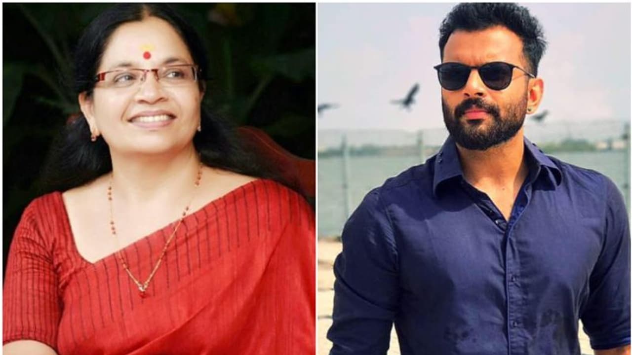 'നീതി ലഭിക്കും വരെ നീറി ജീവിക്കുന്നതിലും ഭേദം പ്രതികരിക്കുന്നതാണ്: ഭാഗ്യലക്ഷ്മിയെ പിന്തുണച്ച് നടന് ഹേമന്ദ് 'നീതി ലഭിക്കും വരെ നീറി ജീവിക്കുന്നതിലും ഭേദം പ്രതികരിക്കുന്നതാണ്: ഭാഗ്യലക്ഷ്മിയെ പിന്തുണച്ച് നടന് ഹേമന്ദ്