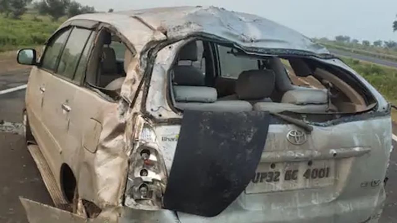 एक और गैंगस्टर की कार का एक्सीडेंट, कुख्यात को मुंबई से लखनऊ ला रही थी यूपी पुलिस, मौत एक और गैंगस्टर की कार का एक्सीडेंट, कुख्यात को मुंबई से लखनऊ ला रही थी यूपी पुलिस, मौत