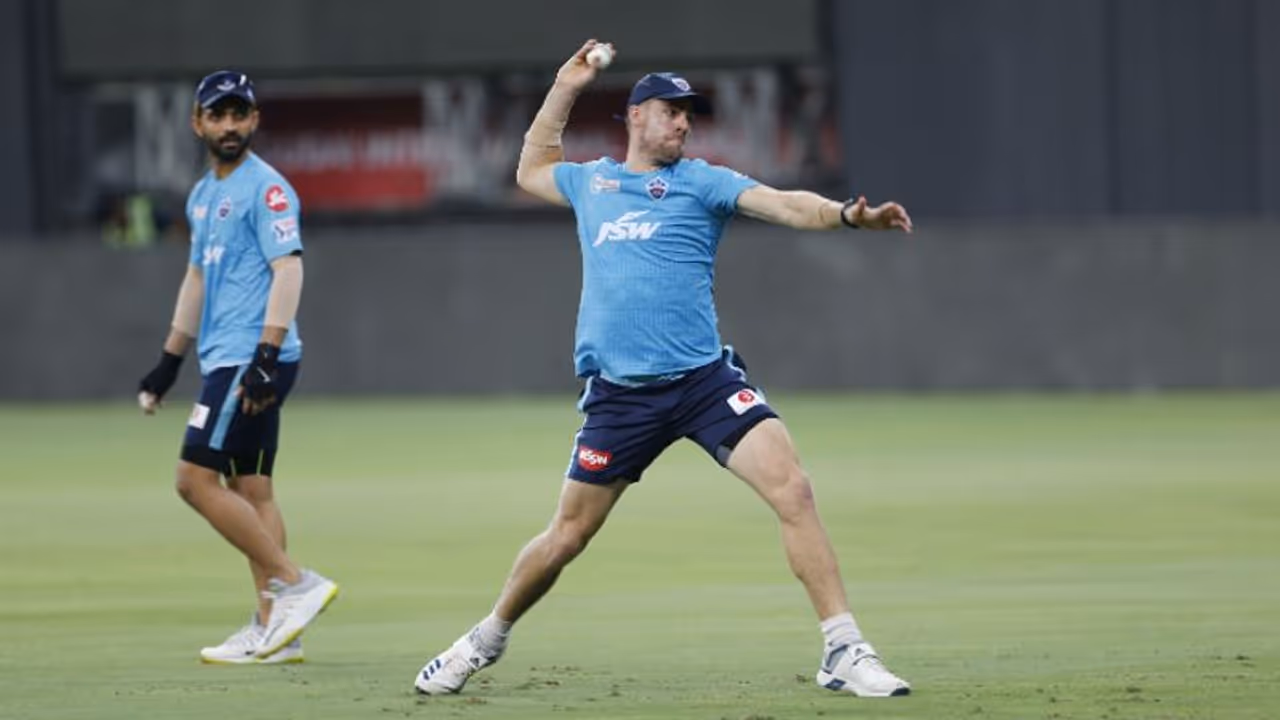 #IPL2021 முக்கியமான வீரருக்கு கொரோனா பாசிட்டிவ்.. டெல்லி கேபிடள்ஸுக்கு அடுத்த அடி #IPL2021 முக்கியமான வீரருக்கு கொரோனா பாசிட்டிவ்.. டெல்லி கேபிடள்ஸுக்கு அடுத்த அடி