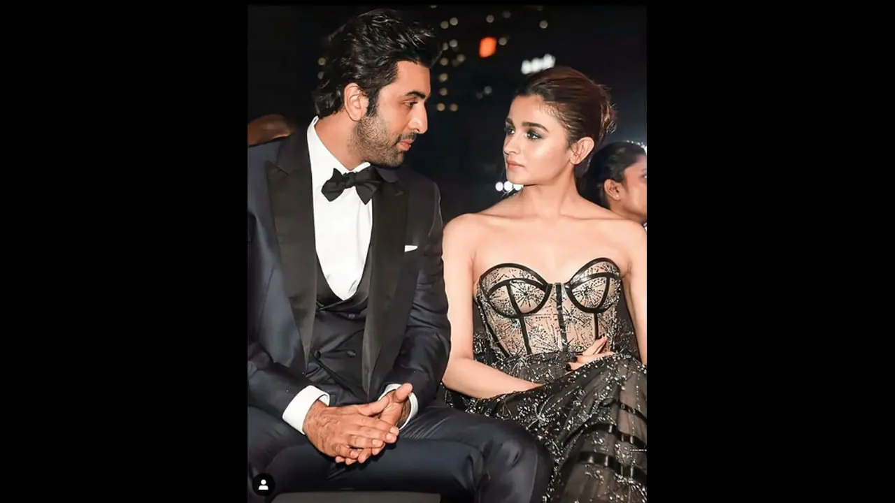 নববধূকে মোটেই একা ছাড়া যাবে না, সেই জন্যই কী আলিয়ার শুটিং সেটে যাবেন রনবীর? নববধূকে মোটেই একা ছাড়া যাবে না, সেই জন্যই কী আলিয়ার শুটিং সেটে যাবেন রনবীর?