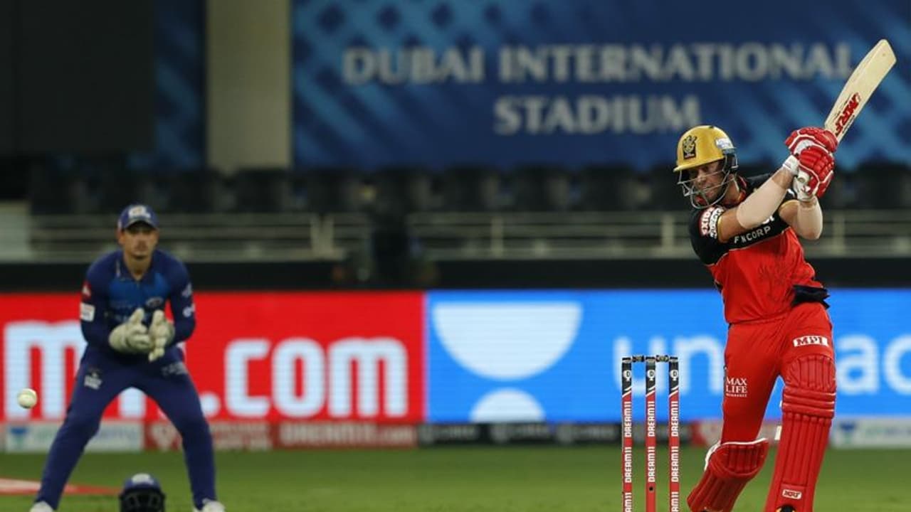 RCB vs MI: రాయల్ ఛాలెంజర్స్ భారీ స్కోరు... ఏబీడీ సూపర్ షో... కోహ్లీ మళ్లీ ఫ్లాప్... RCB vs MI: రాయల్ ఛాలెంజర్స్ భారీ స్కోరు... ఏబీడీ సూపర్ షో... కోహ్లీ మళ్లీ ఫ్లాప్...