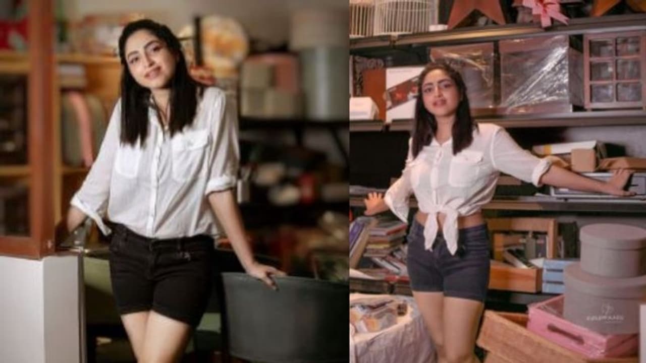 'പിന്മാറാന് തുടങ്ങുമ്പോള് ഓര്ക്കുക നിങ്ങള് എവിടെനിന്നാണ് തുടങ്ങിയതെന്ന്' : ബോള്ഡ് ചിത്രവുമായി അമേയ 'പിന്മാറാന് തുടങ്ങുമ്പോള് ഓര്ക്കുക നിങ്ങള് എവിടെനിന്നാണ് തുടങ്ങിയതെന്ന്' : ബോള്ഡ് ചിത്രവുമായി അമേയ