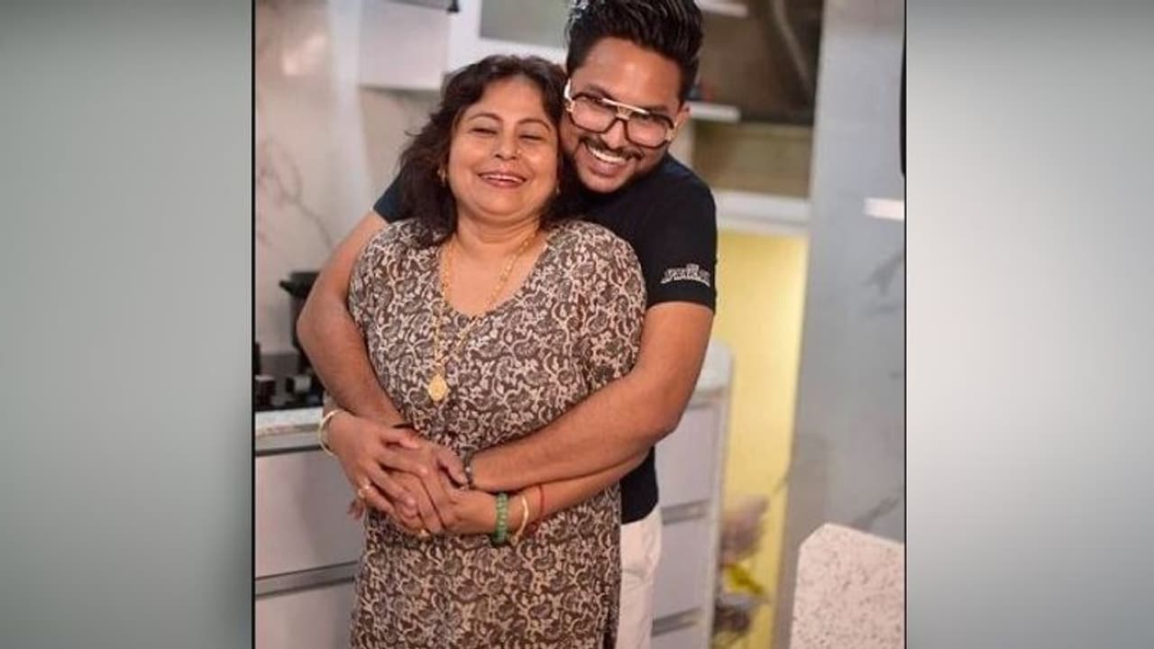 Bigg Boss 14: Jaan Kumar Sanu, Gauhar Khan's heart to heart chat; also talks about Siddharth Shukla