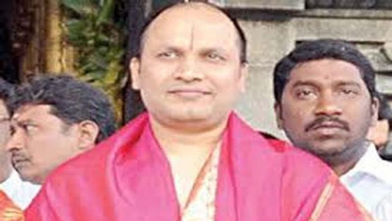 సిబిఐ కేసుల నుండి టిడిపి పాలకమండలి సభ్యుడికి ఊరట సిబిఐ కేసుల నుండి టిడిపి పాలకమండలి సభ్యుడికి ఊరట