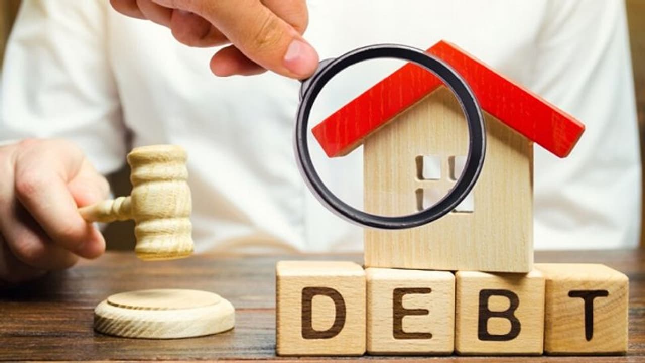 കിട്ടാക്കടങ്ങള് ഇരട്ടിക്കുമെന്ന് റിപ്പോര്ട്ട്; ബാങ്കുകളുടെ നട്ടെല്ല് ഒടിയുമോ? കിട്ടാക്കടങ്ങള് ഇരട്ടിക്കുമെന്ന് റിപ്പോര്ട്ട്; ബാങ്കുകളുടെ നട്ടെല്ല് ഒടിയുമോ?