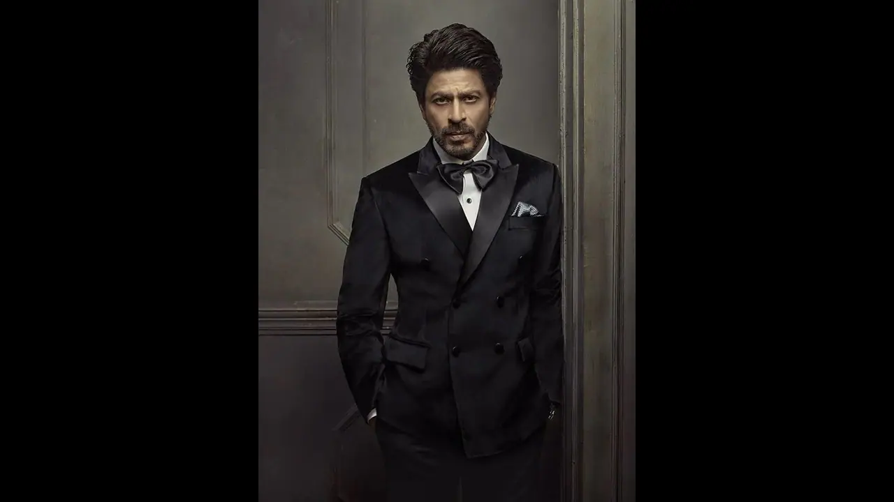 টানা দুবছর পর সেটে ফিরছেন শাহরুখ খান, নভেম্বরেই শুরু আগামী ছবির শ্যুটিং, ভক্তদের মনে খুশির হাওয়া