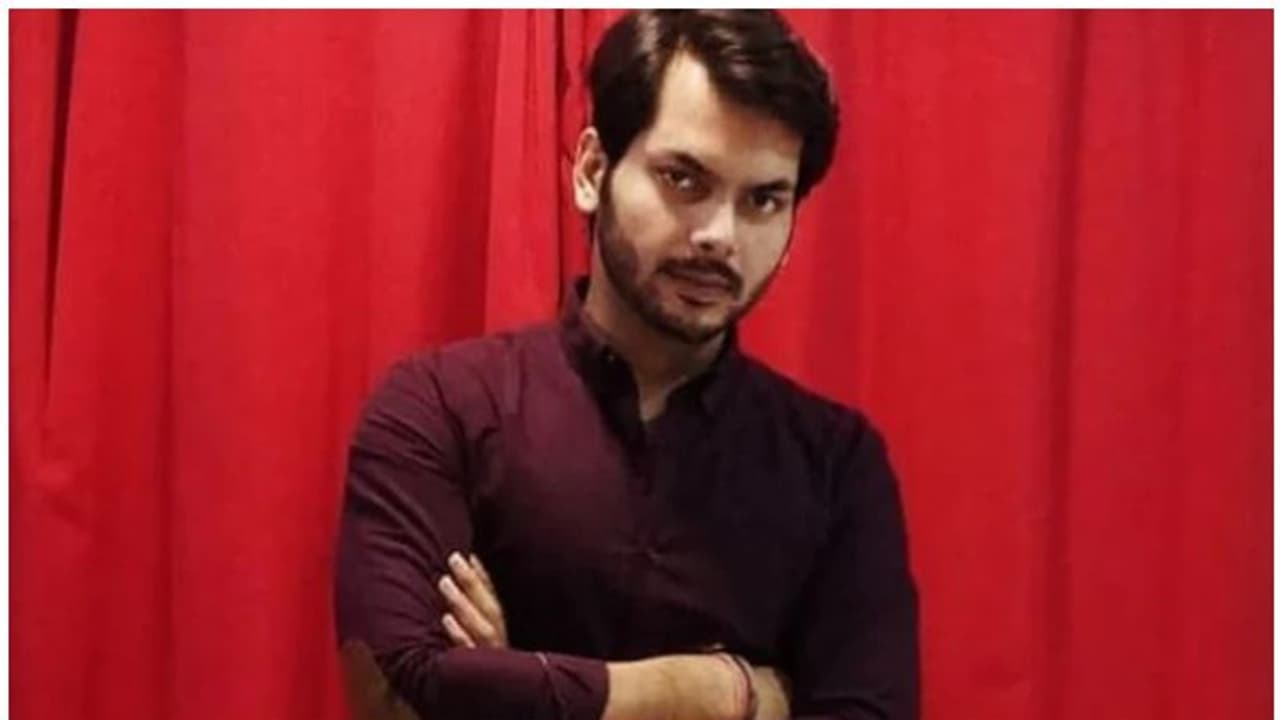 യുവ നടൻ അക്ഷത് ആത്മഹത്യ ചെയ്‍ത നിലയില്‍, കൊലപാതകമെന്ന് കുടുംബം