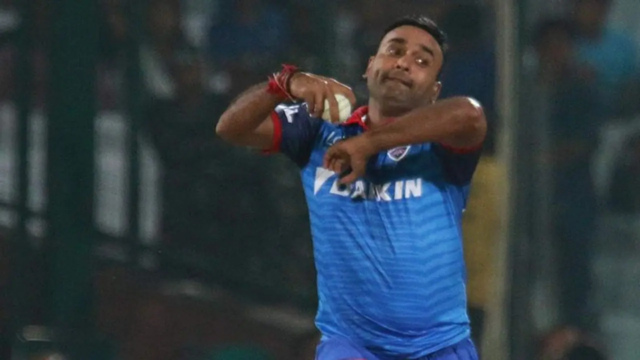 T20 World Cup: ఏయ్ అమిత్.. అంత తాగావా ఏంటి..? టీమిండియా మాజీ స్పిన్నర్ ను ట్రోల్ చేస్తున్న నెటిజన్లు.. T20 World Cup: ఏయ్ అమిత్.. అంత తాగావా ఏంటి..? టీమిండియా మాజీ స్పిన్నర్ ను ట్రోల్ చేస్తున్న నెటిజన్లు..