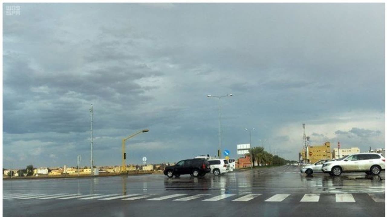 സൗദിയില് കനത്ത മഴയ്ക്ക് സാധ്യത; മുന്നറിയിപ്പുമായി അധികൃതര് സൗദിയില് കനത്ത മഴയ്ക്ക് സാധ്യത; മുന്നറിയിപ്പുമായി അധികൃതര്