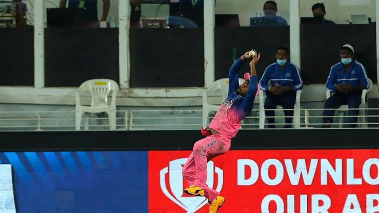 ఐపిఎల్ 2020: సచిన్ చేత ప్రశంసలు పొందిన శాంసన్ అద్బుత క్యాచ్ ఇదే (వీడియో)
