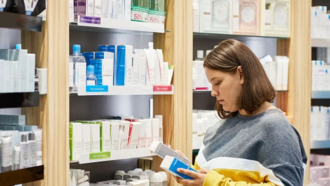 உங்கள் குழந்தைக்கு பால் பவுடர் வாங்குறீங்களா? அப்ப கண்டிப்பா இவற்றை தெரிஞ்சுக்கோங்க..!! உங்கள் குழந்தைக்கு பால் பவுடர் வாங்குறீங்களா? அப்ப கண்டிப்பா இவற்றை தெரிஞ்சுக்கோங்க..!!