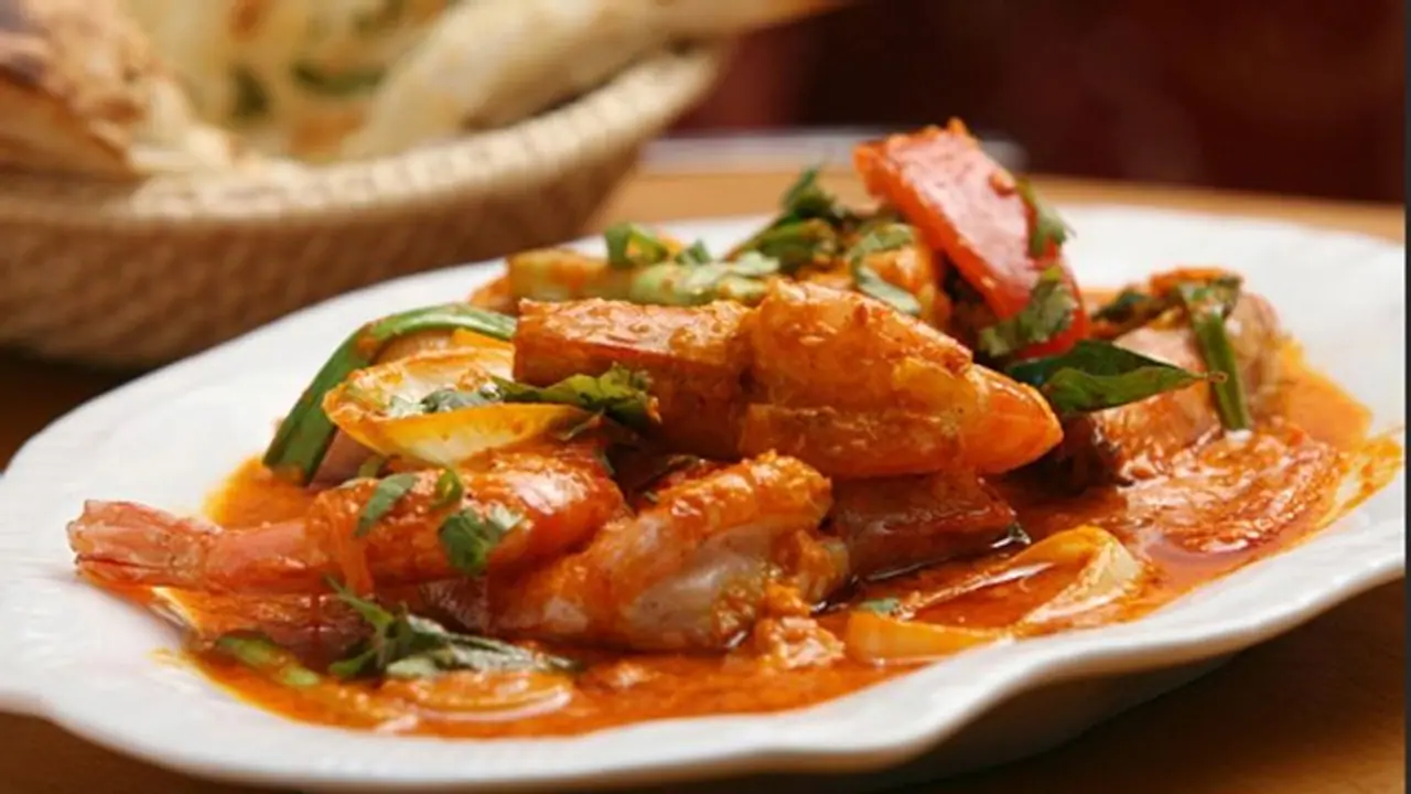 চিংড়ির অনেক রকম পদ তো ট্রাই করেছেন, তবে এই পদটি চেখে দেখেছেন কখনও চিংড়ির অনেক রকম পদ তো ট্রাই করেছেন, তবে এই পদটি চেখে দেখেছেন কখনও