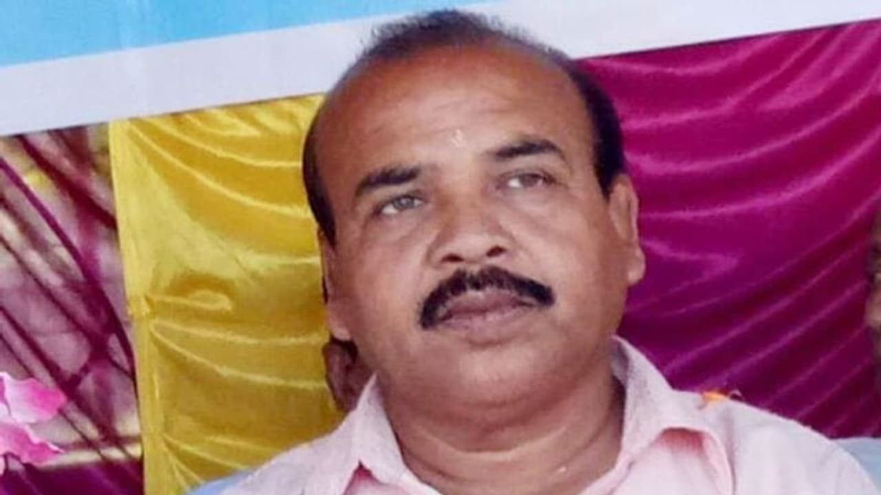 ফের করোনা প্রাণ কাড়ল বিধায়কের,এবার বলি ইন্দাসের বিধায়ক গুরুপদ মেটে