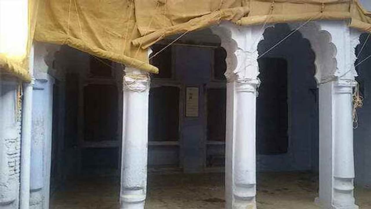 लखनऊ के इस घर से था गांधी जी का गहरा नाता, आजादी की लड़ाई में था सबसे भरोसेमंद ठिकाना लखनऊ के इस घर से था गांधी जी का गहरा नाता, आजादी की लड़ाई में था सबसे भरोसेमंद ठिकाना