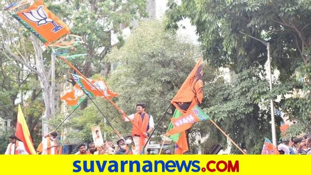 ಬಂಗಾಳ ದೀದಿ ವಿರುದ್ಧ ತೇಜಸ್ವಿ ಸಮರ..! ಬಂಗಾಳ ದೀದಿ ವಿರುದ್ಧ ತೇಜಸ್ವಿ ಸಮರ..!