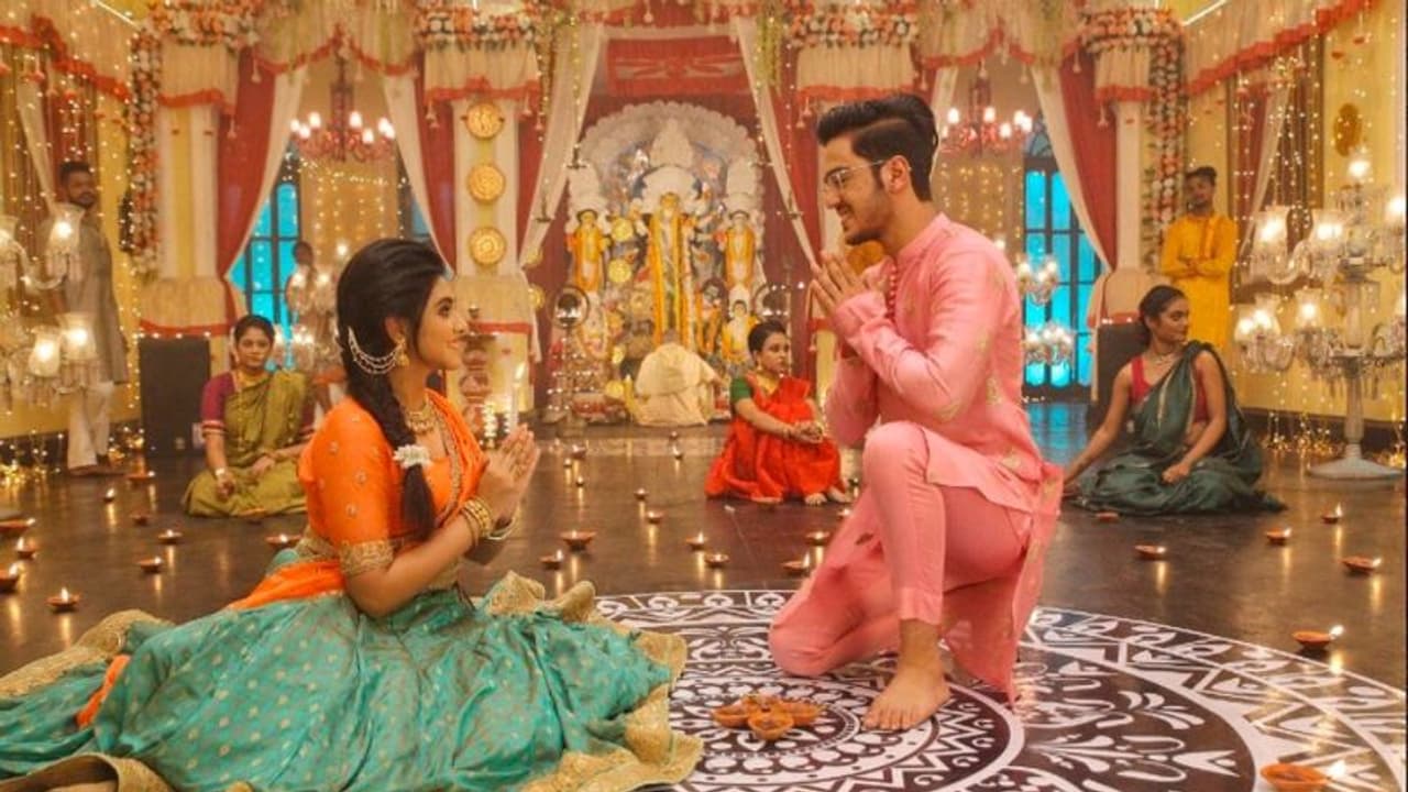 এবারও পুজোর গানে মাতাতে আসছেন মোনালী, নেপথ্যে রাজ চক্রবর্তী এবারও পুজোর গানে মাতাতে আসছেন মোনালী, নেপথ্যে রাজ চক্রবর্তী