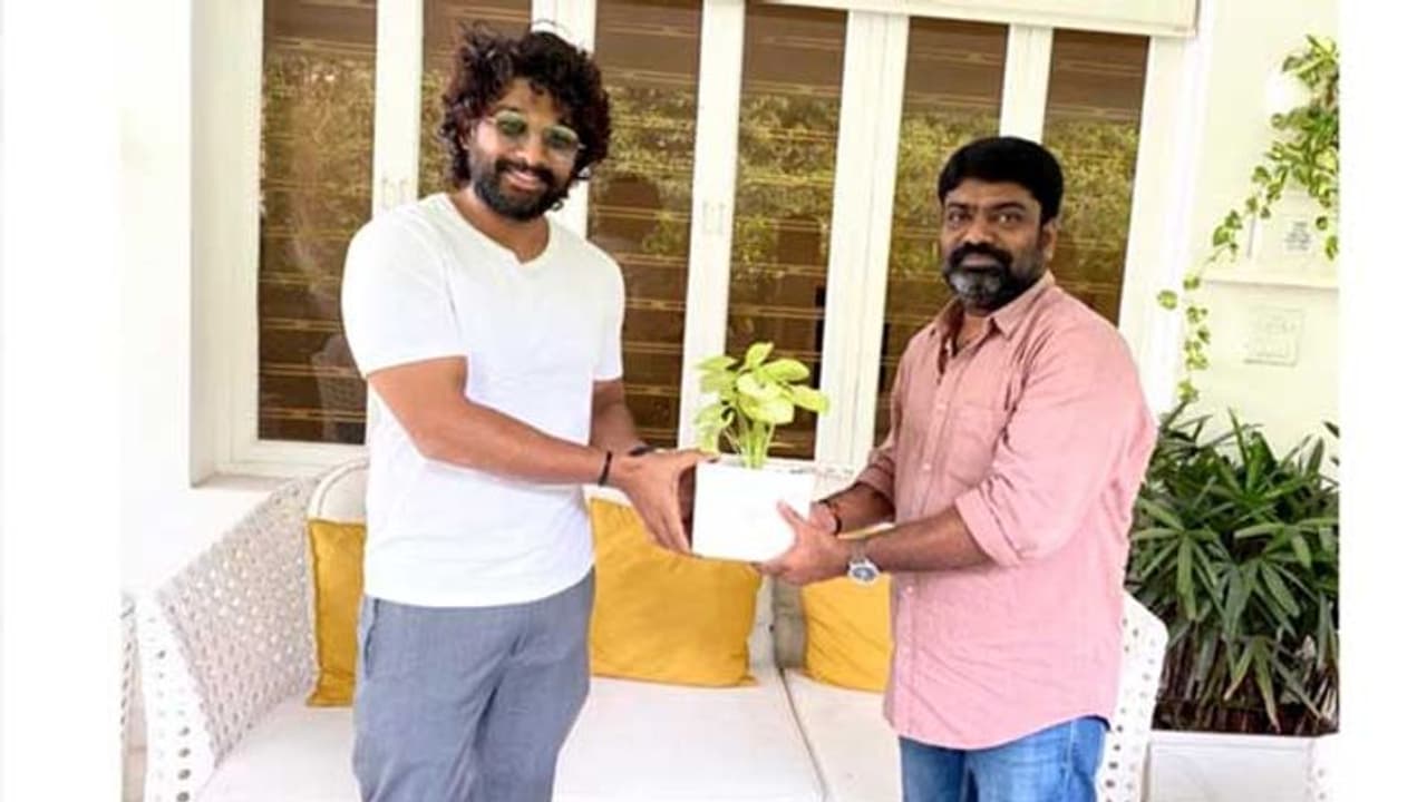 పలాస దర్శకుడిని కలసిన బన్నీ...విషయం ఏంటంటే?