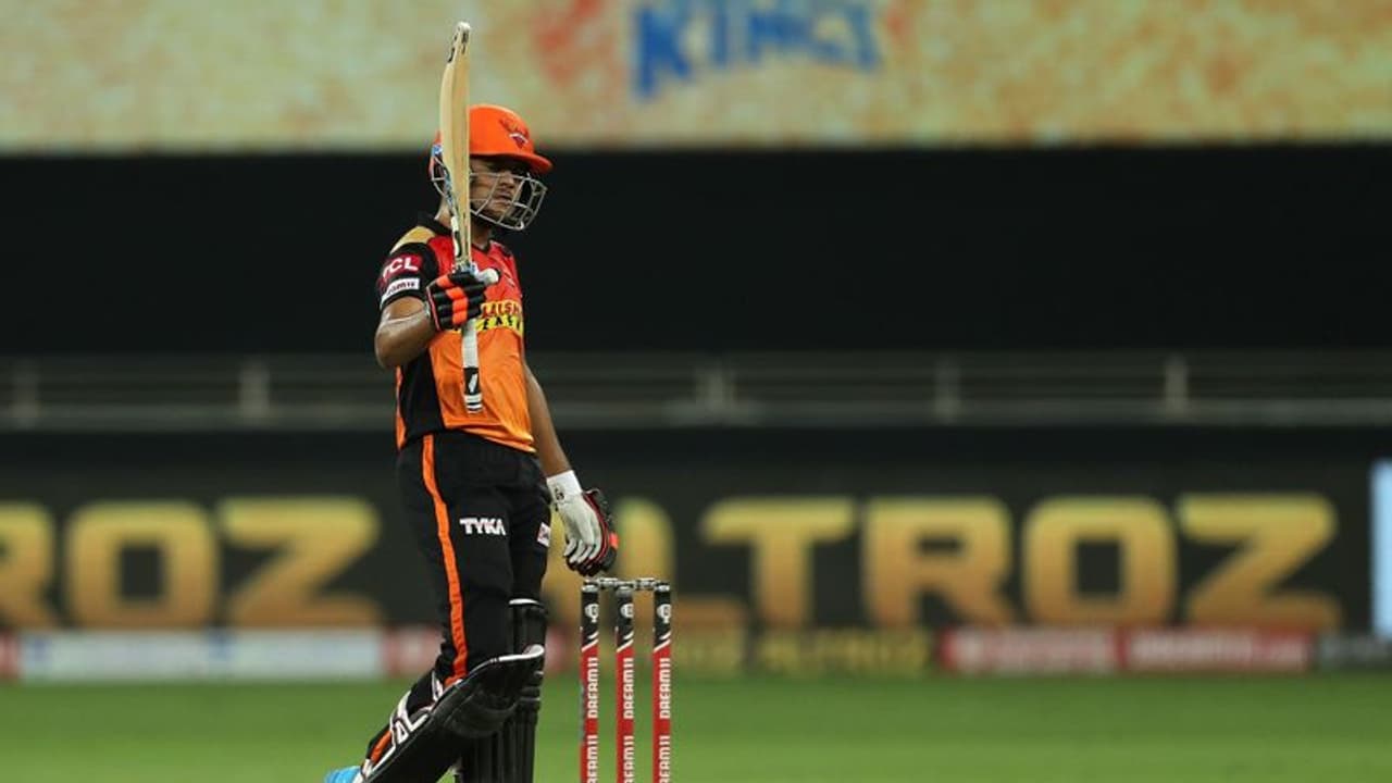 ഇന്ത്യയുടെ യുവ ക്യാപ്റ്റന് തിളങ്ങി; ചെന്നൈക്കെതിരെ ഹൈദരാബാദിന് ഭേദപ്പെട്ട സ്കോര് ഇന്ത്യയുടെ യുവ ക്യാപ്റ്റന് തിളങ്ങി; ചെന്നൈക്കെതിരെ ഹൈദരാബാദിന് ഭേദപ്പെട്ട സ്കോര്