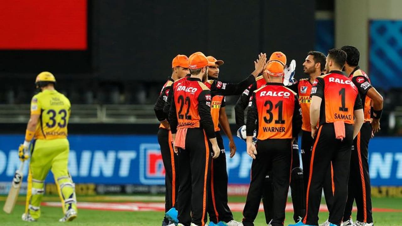 আইপিএলে টানা তৃতীয় হার সিএসকের, ৭ রানে ম্য়াচ জিতল সানরাইজার্স হায়দরাবাদ আইপিএলে টানা তৃতীয় হার সিএসকের, ৭ রানে ম্য়াচ জিতল সানরাইজার্স হায়দরাবাদ