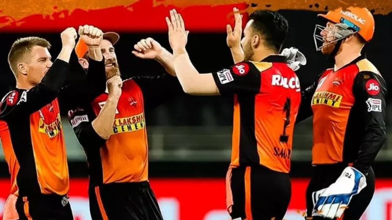 হায়দরাবাদের কাছে হার চেন্নাইয়ের, জেনে নিন ম্যাচের মোড় ঘোরানো মুহূর্ত সম্পর্কে হায়দরাবাদের কাছে হার চেন্নাইয়ের, জেনে নিন ম্যাচের মোড় ঘোরানো মুহূর্ত সম্পর্কে