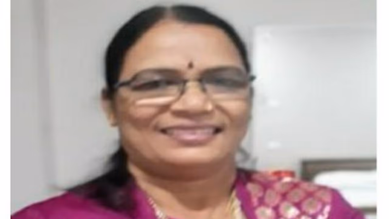 జ్వలిత తెలుగు కవిత: నెత్తురోడే గోటీలాట జ్వలిత తెలుగు కవిత: నెత్తురోడే గోటీలాట