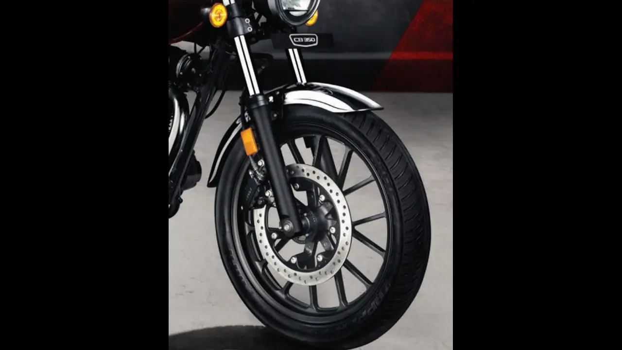 എത്തി ദിവസങ്ങള്‍ മാത്രം, ബുള്ളറ്റിന്‍റെ എതിരാളിക്ക് അരലക്ഷം വിലക്കിഴിവ്!