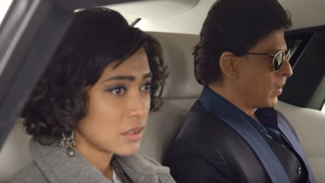 గాంధీ జయంతి సంధర్భంగా షారుక్ వేసిన ట్వీట్ పై ఫైర్ అయిన హీరోయిన్