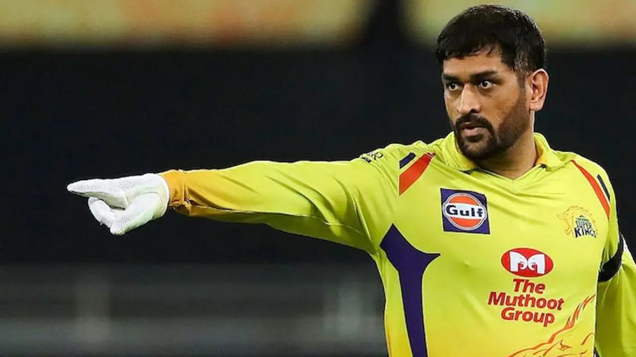 മറ്റൊരു നാഴികക്കല്ലുകൂടെ പിന്നിട്ട് ധോണി; നേട്ടം സ്വന്തമാക്കുന്ന രണ്ടാമത്തെ വിക്കറ്റ് കീപ്പര് മറ്റൊരു നാഴികക്കല്ലുകൂടെ പിന്നിട്ട് ധോണി; നേട്ടം സ്വന്തമാക്കുന്ന രണ്ടാമത്തെ വിക്കറ്റ് കീപ്പര്