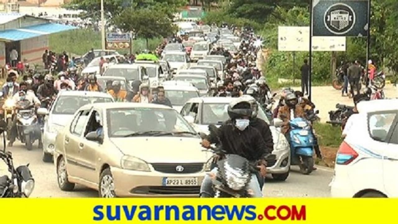 ನಂದಿ ಬೆಟ್ಟಕ್ಕೆ 9 ಸಾವಿರ ಪ್ರವಾಸಿಗರ ಭೇಟಿ : 6 ಸಾವಿರ ವಾಹನಗಳು