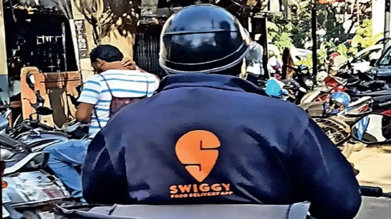 Modi government’s move to sign MoU with Swiggy will benefit 50 lakh street vendors Modi government’s move to sign MoU with Swiggy will benefit 50 lakh street vendors