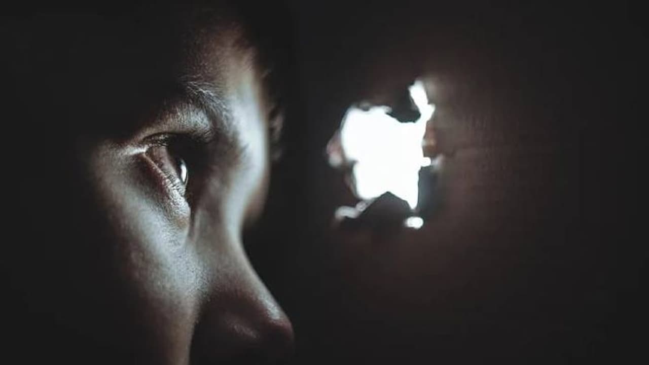 പോക്സോ കേസില് അമ്മ അറസ്റ്റിലായ സംഭവം; നാലു കൊല്ലമായി നീളുന്ന പീഡനമെന്ന് മകന് പോക്സോ കേസില് അമ്മ അറസ്റ്റിലായ സംഭവം; നാലു കൊല്ലമായി നീളുന്ന പീഡനമെന്ന് മകന്