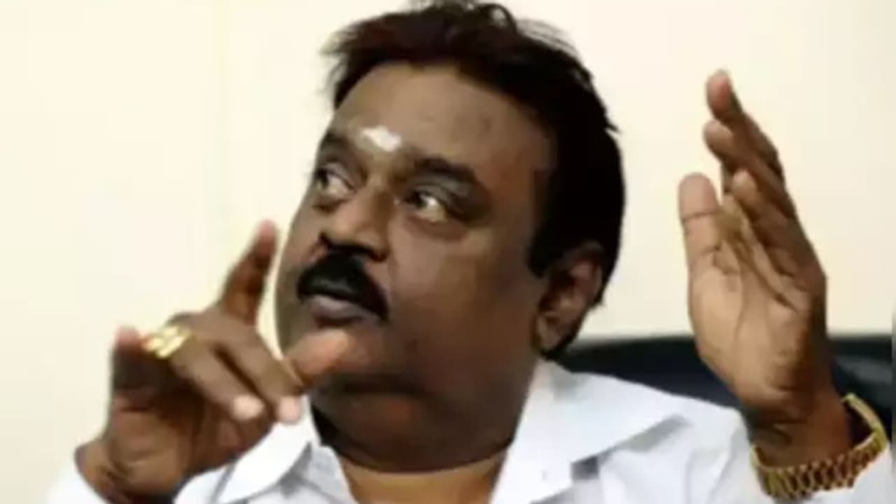 நக்கலடித்த சுதிஷ்... கழட்டி விடப்பட்டாரா விஜயகாந்த்..? மைத்துனரால் மயக்க நிலையில் தேமுதிக..!