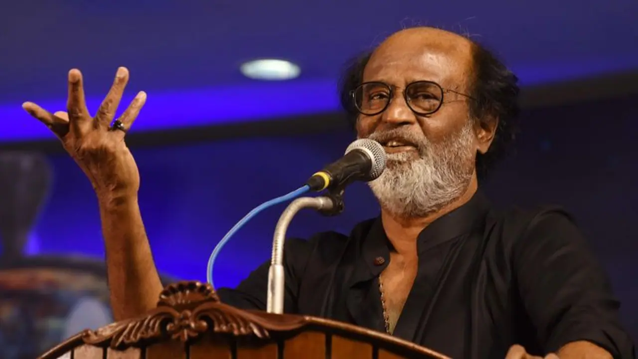 ரஜினியின் அரசியலுக்கு அடித்தளமிட்டவர் வீரப்பன்... இப்போது ஆசி.. ஆலோசனை தராதது ஏன்? பரபரப்பு தகவல்..! ரஜினியின் அரசியலுக்கு அடித்தளமிட்டவர் வீரப்பன்... இப்போது ஆசி.. ஆலோசனை தராதது ஏன்? பரபரப்பு தகவல்..!