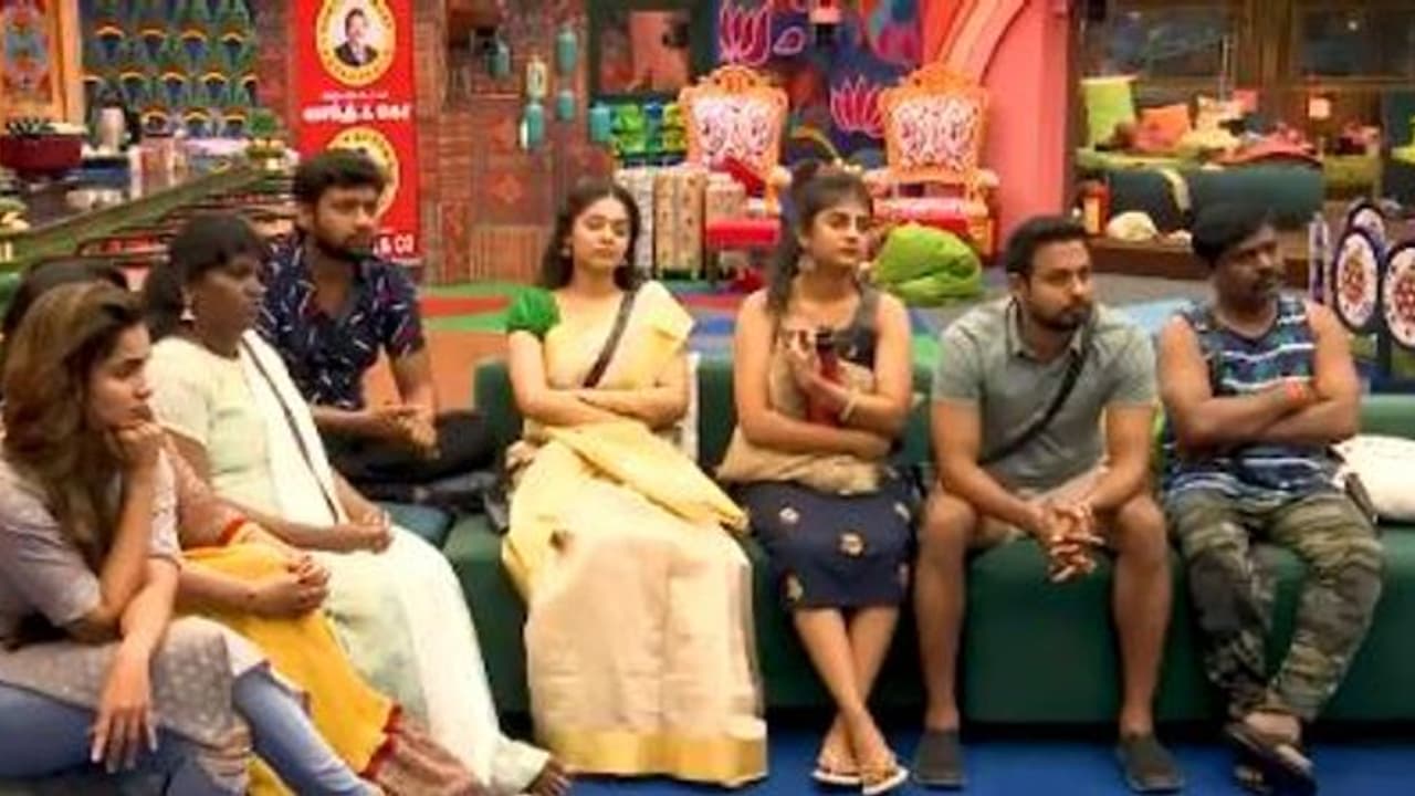 இந்த வாரம் எலிமினேஷன் செல்லும் நான்கு பேர் யார் யார் தெரியுமா? இந்த வாரம் எலிமினேஷன் செல்லும் நான்கு பேர் யார் யார் தெரியுமா?