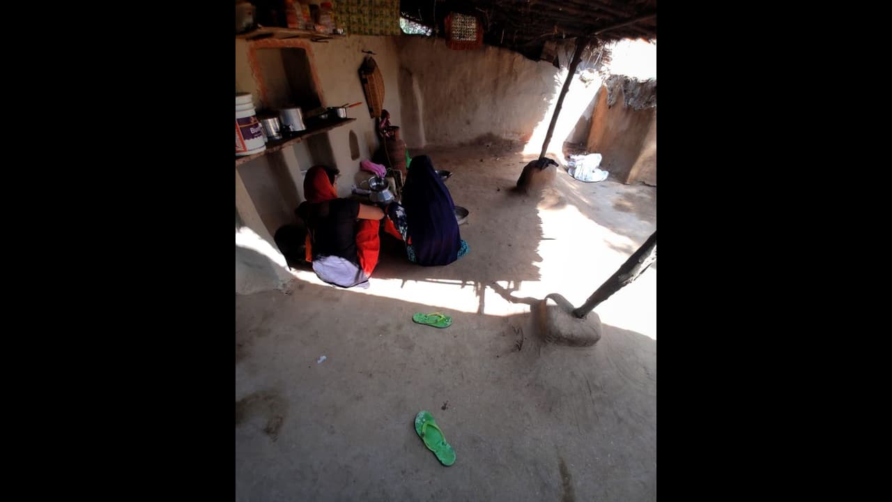 গণধর্ষণ থেকে হত্যা, হাথরসকাণ্ডে সিবিআই এর দায়ের করা এফআইআর এ সবই রয়েছে গণধর্ষণ থেকে হত্যা, হাথরসকাণ্ডে সিবিআই এর দায়ের করা এফআইআর এ সবই রয়েছে