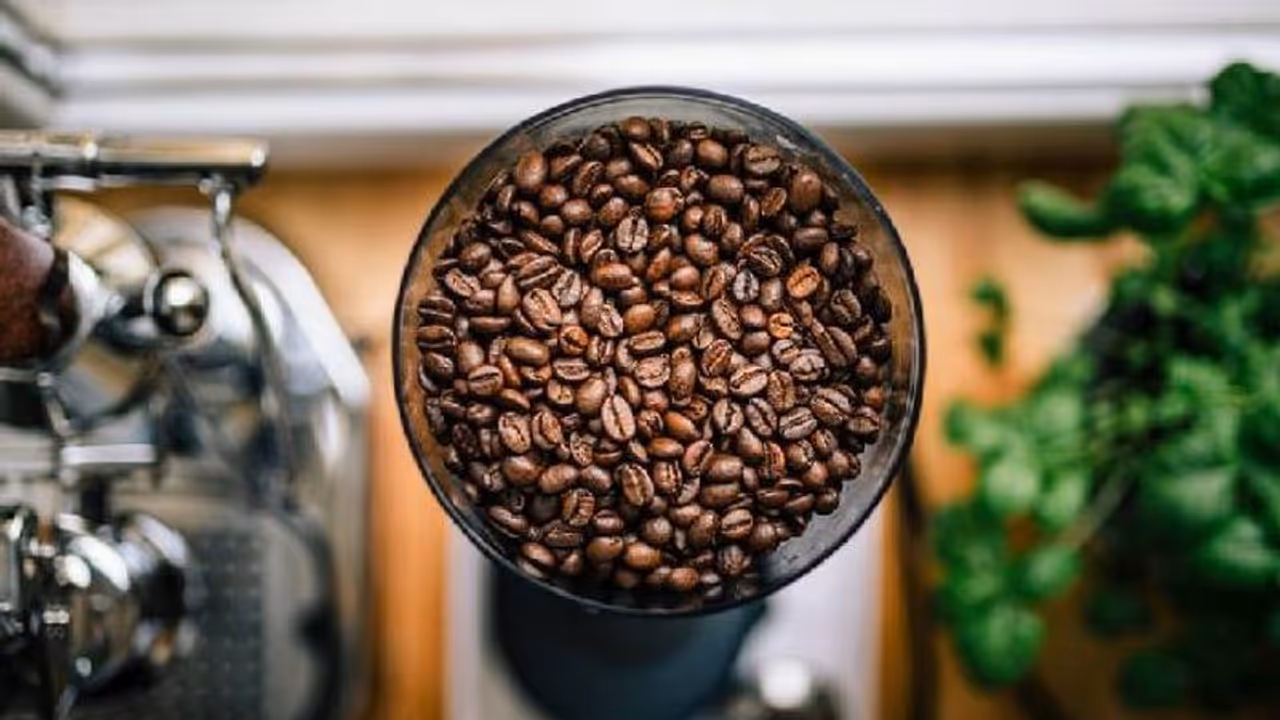 <p><strong>Improve coffee: </strong>Mix some crushed eggshells into ground coffee, to ease the bitter taste, before brewing.</p>
