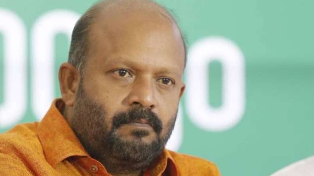 'പൂരം കലക്കിയതിന് എഡിജിപി അജിത് കുമാറിന് പങ്കുണ്ടോ എന്ന് നേരിട്ടറിയില്ല, അൻവർ പറഞ്ഞ വിവരമേ ഉള്ളൂ': സുനിൽ കുമാർ