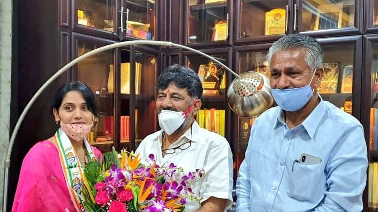 Karnataka bypolls: Congress finalises Kusuma as RR Nagar candidate Karnataka bypolls: Congress finalises Kusuma as RR Nagar candidate