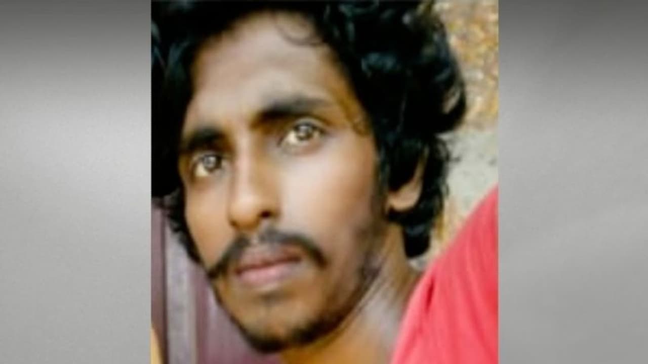 പോക്സോ കേസ് പ്രതി പൊലീസ് സ്റ്റേഷനിൽ നിന്നും രക്ഷപ്പെട്ടു പോക്സോ കേസ് പ്രതി പൊലീസ് സ്റ്റേഷനിൽ നിന്നും രക്ഷപ്പെട്ടു