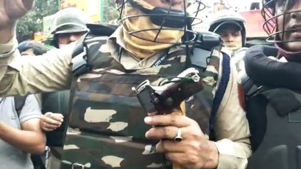 BJP’s 'Nabanna Chalo' March: Firearms recovered from BJP worker in Howrah Maidan