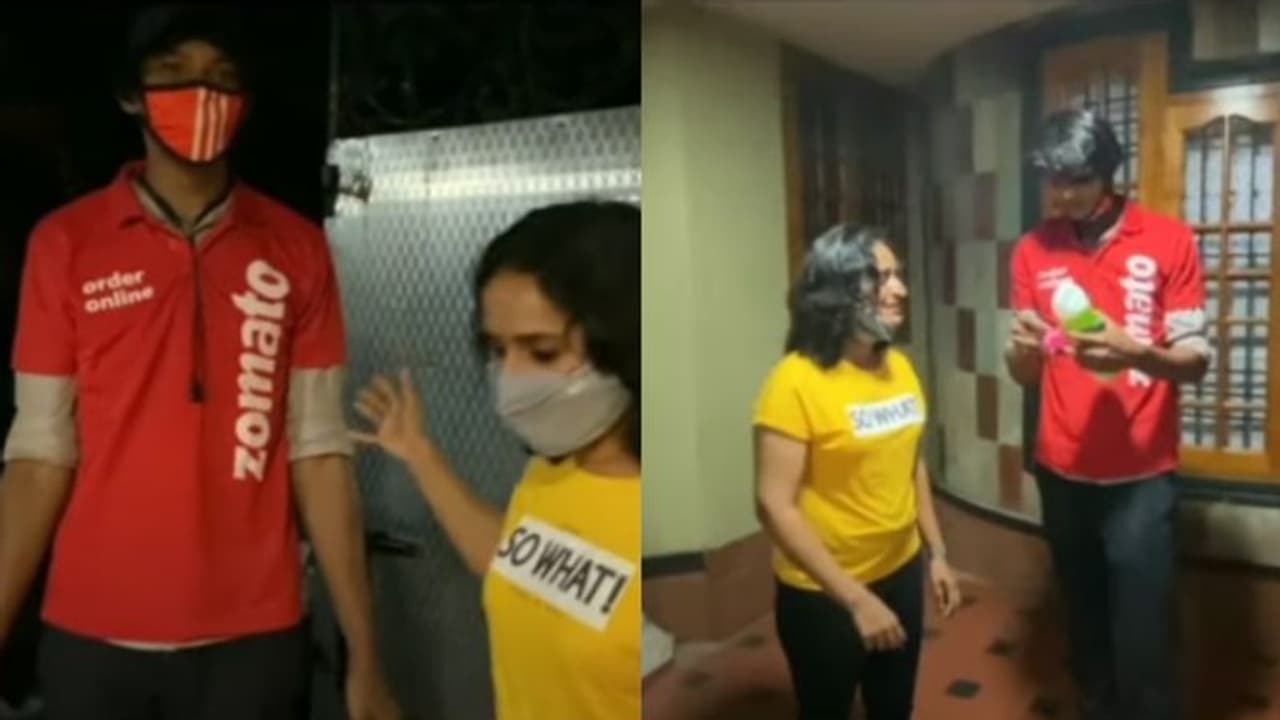 പന്ത്രണ്ട് പേപ്പർ കപ്പുകളിൽ സമ്മാനം; ഫുഡ് ഡെലിവറി ബോയ്ക്ക് സർപ്രൈസ് ഒരുക്കി സുരഭിലക്ഷ്മി പന്ത്രണ്ട് പേപ്പർ കപ്പുകളിൽ സമ്മാനം; ഫുഡ് ഡെലിവറി ബോയ്ക്ക് സർപ്രൈസ് ഒരുക്കി സുരഭിലക്ഷ്മി