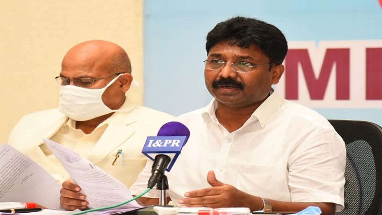 ఏపీ కేబినెట్ పునర్వ్యస్ధీకరణ : చివరి నిమిషంలో మార్పులు.. ఆదిమూలపు ఇన్, తిప్పేస్వామి ఔట్