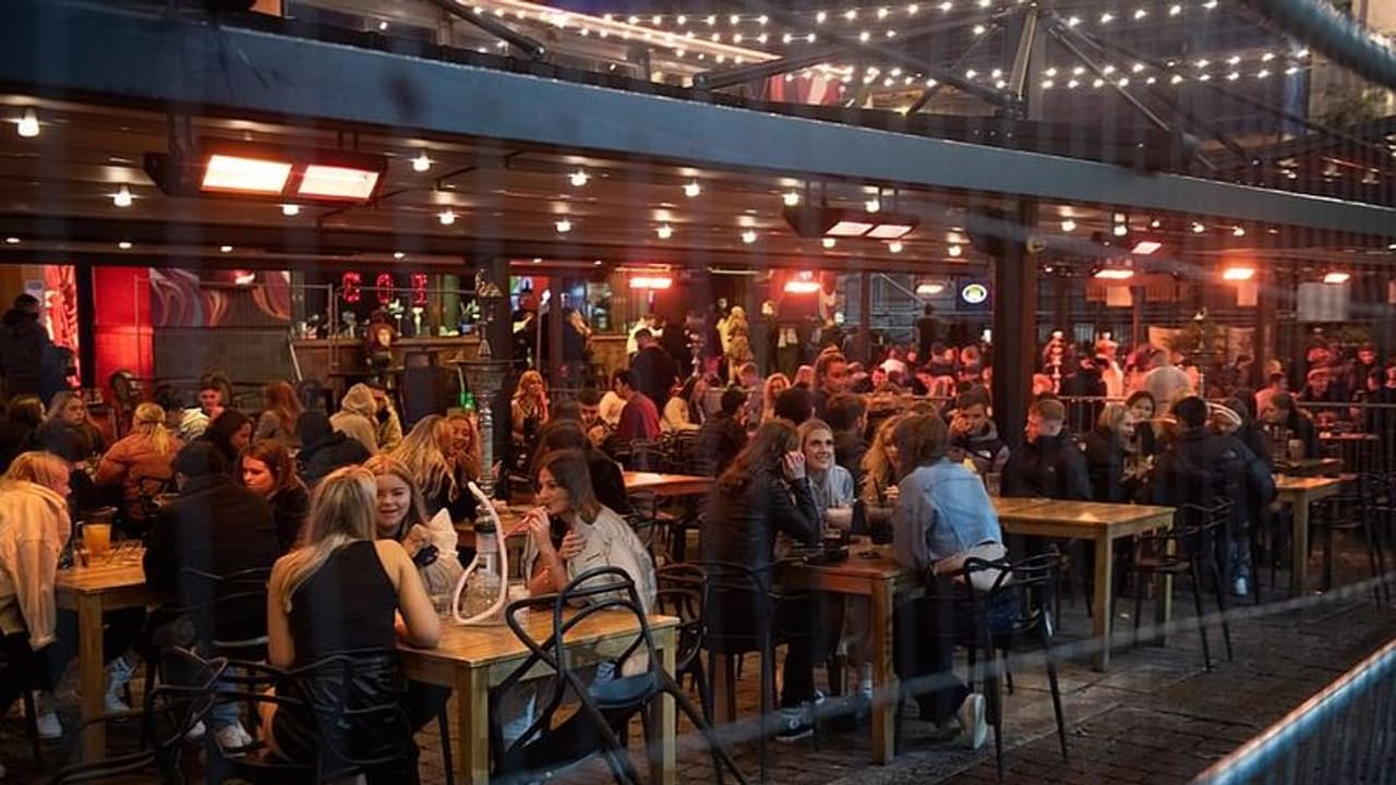 Delhi Night Life: ಕುಡುಕರಿಗೆ ಸಂತೋಷದ ಸುದ್ದಿ; ಇನ್ಮುಂದೆ ದಿಲ್ಲಿಯಲ್ಲಿ 24 ಗಂಟೆಗಳ ಕಾಲವೂ ಕುಡೀತಾ ಇರ್ಬೋದು! 