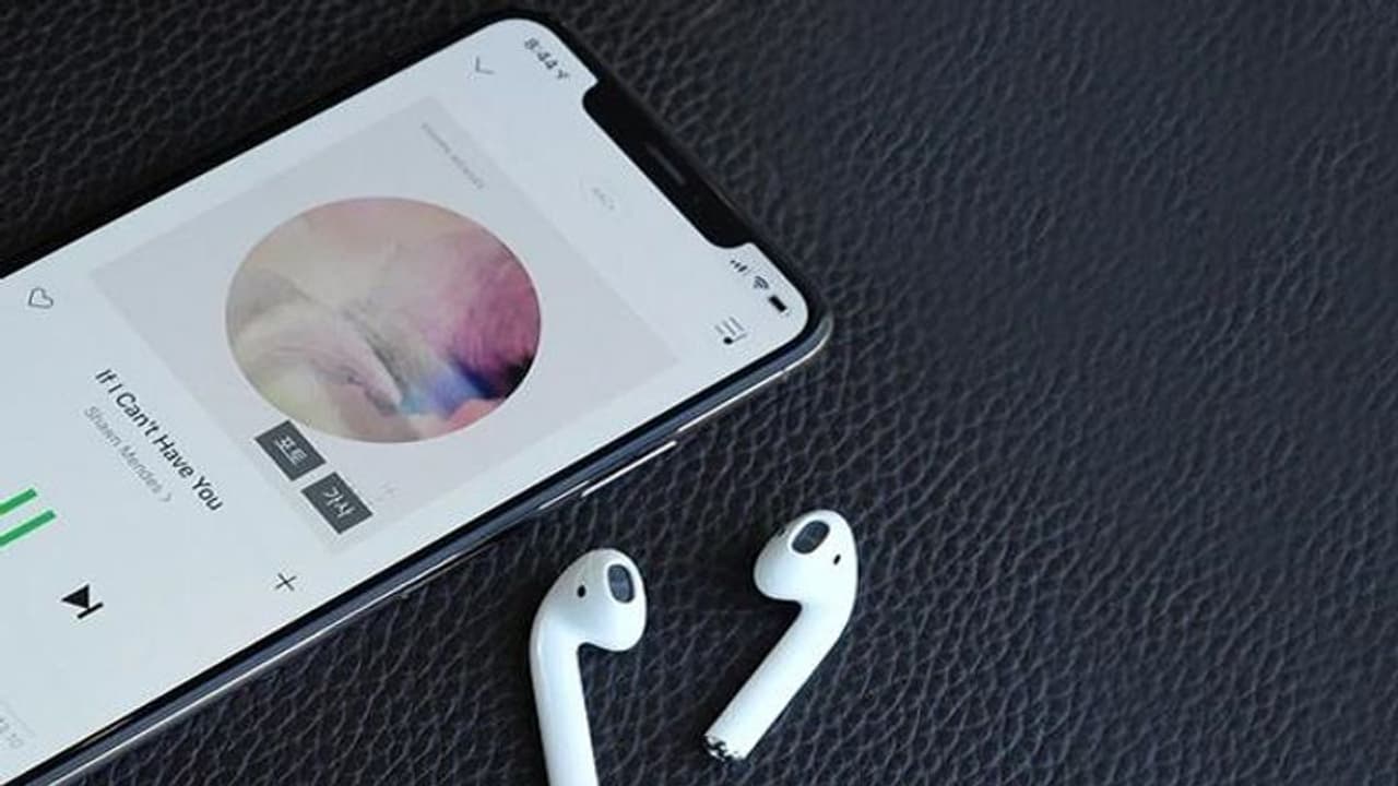 ఆపిల్ కళ్ళు చెదిరే దీపావళి ఆఫర్: ఐఫోన్ 11 కొంటె ఎయిర్ పాడ్స్ ఫ్రీ.. ఆపిల్ కళ్ళు చెదిరే దీపావళి ఆఫర్: ఐఫోన్ 11 కొంటె ఎయిర్ పాడ్స్ ఫ్రీ..