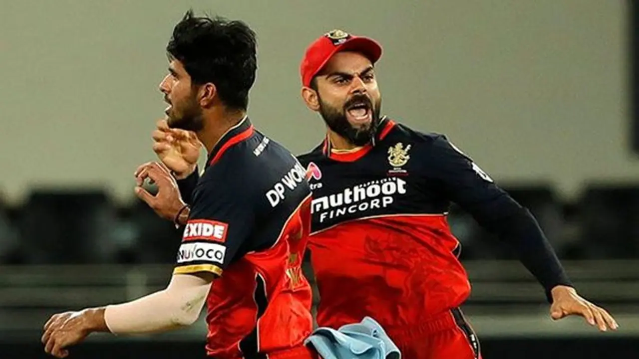 கோலி கிங் ஆஃப் கிரிக்கெட்.. பயிற்சியில் கூட அவரை அவுட்டாக்க முடியாது..! ஆர்சிபி பவுலர் புகழாரம் கோலி கிங் ஆஃப் கிரிக்கெட்.. பயிற்சியில் கூட அவரை அவுட்டாக்க முடியாது..! ஆர்சிபி பவுலர் புகழாரம்